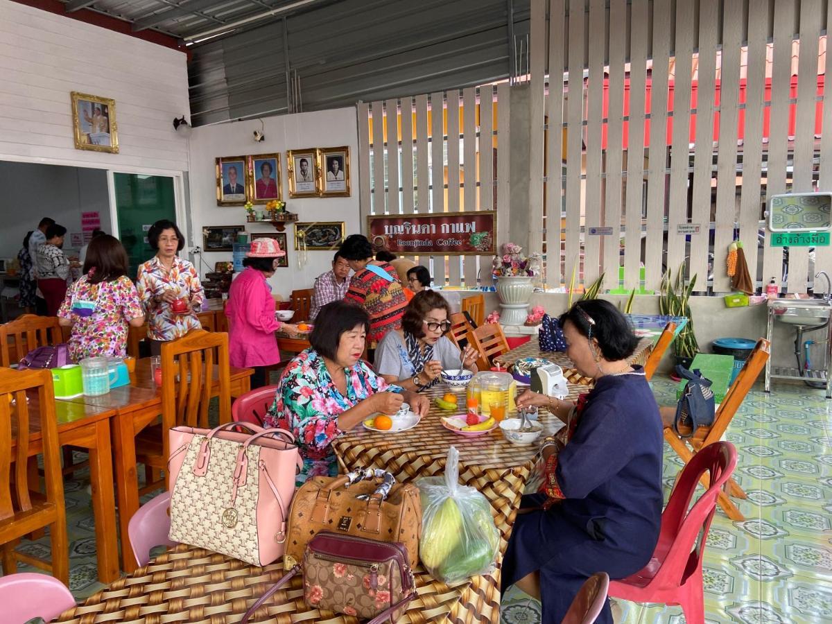 บุญจินดา รีสอร์ท Ban Bang Phayom Eksteriør billede